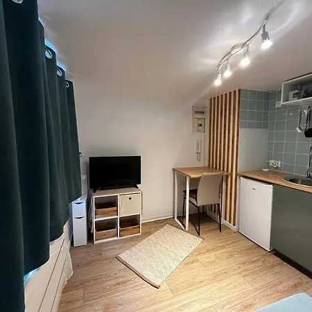 Studio Proche Du Centre-Ville Arpajon Buitenkant foto